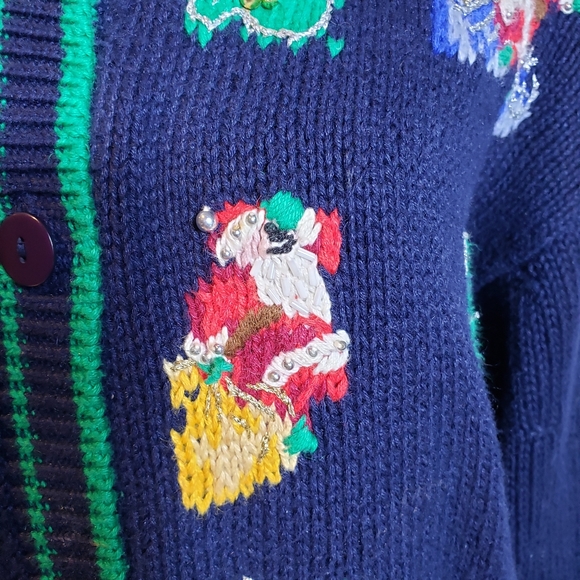 Casual Corner Christmas cardigan - Picture 2 of 7